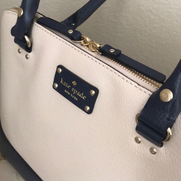 NWT KATE SPADE ♠️ SHOULDER HANDBAG ONLY. 👜🛍 - Picture 3 of 7